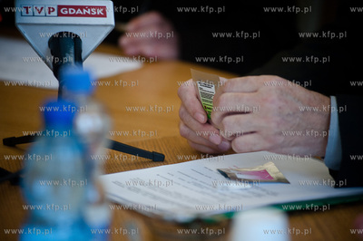 Gdansk. Pomorski Urzad Wojewodzki. Sala Kominkowa....