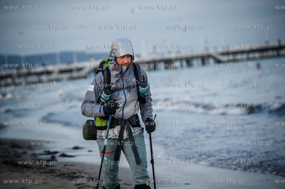 Sopot. Piaskiem w raka - charytatywny marsz brzegiem...
