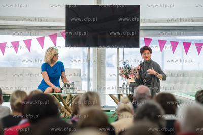 Sopot. Zatoka Sztuki. Festiwal Zatoka Kobiet. 
Nz...