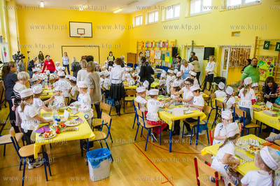 Gdansk. Wrzeszcz. Szkola Podstawowa nr 45 im. Bohaterow...