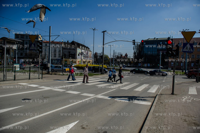 Gdansk. Przejazd przez Hucisko otwarty dla kierowcow....