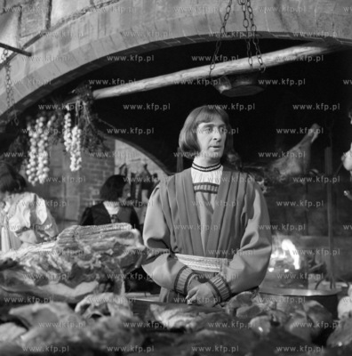 Andrzej Kopiczynski jako Mikolaj Kopernik w filmie...