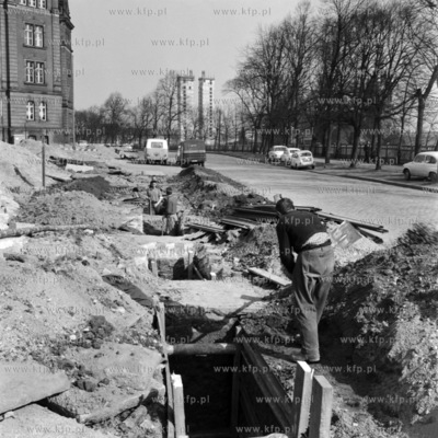 Remont ulicy 3 Maja w Gdańsku. (lata60).
1967
0004870z
Fot....