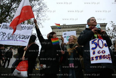 Tegoroczny marsz rownosci i tolerancji konczacy dni...