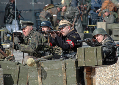 Z okazji obchodow 64 rocznicy walk o wyzwolenie Kolobrzegu...