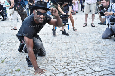 Uroczyste odsloniecie dloni artystow widowiska jazzowego...