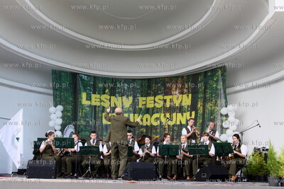 "Zwiedzaj swoj las"  Lesny Festyn Edukacyjny na Molo...