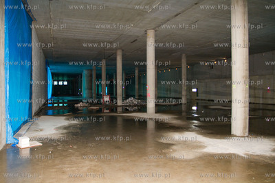 Budowa nowego terminala pasazerskiego T2 na lotnisku...