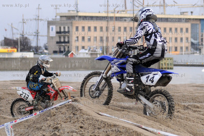 XX Final WOSP w Gdyni. Zawody Motocrossowe na Plazy...