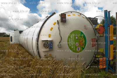 W podslupskiej miejscowosci Saborze, na drodze krajowej...