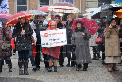 Pracownicy Szpitala Specjalistycznego, obrońcy zlikwidowanych...