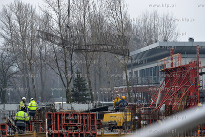 Gdynia. Na terenie sasiadujacym z apartamentowcem Sea...