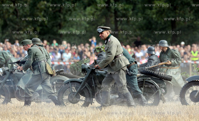 Co roku we wsi Krojanty kolo Chojnic odbywa sie inscenizacja...