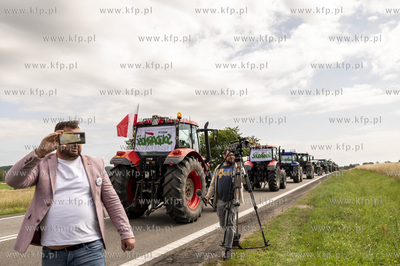 Godętowo. Protest Rolników, którzy wyjechali kilkunastoma...