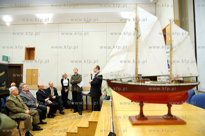 Miasto Gdańsk odkupiło żaglowiec General Zaruski....