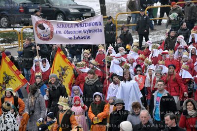 Orszak Trzech Kroli w Zukowie na Kaszubach. 6.01.2013...