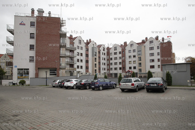 Gdansk. Kamienice nad motlawa wybudowane przez firme...