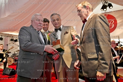 Sopot. Grand Hotel. Letnia Gala Biznesu. Nz. wręczenie...