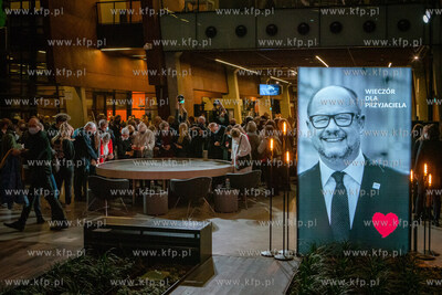 "Wieczór dla Przyjaciela". Prezydent Paweł Adamowicz...