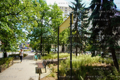 Gdańsk Wrzeszcz. Tablica na Skwerze Bohaterskiego...