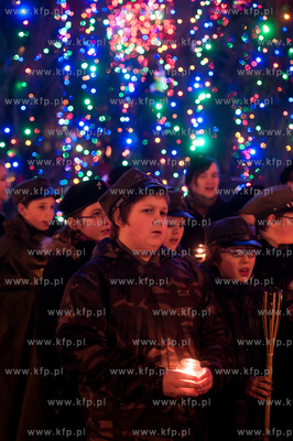 Gdansk. Dlugi Targ. Betlejemskie Swiatlo Pokoju 2011....