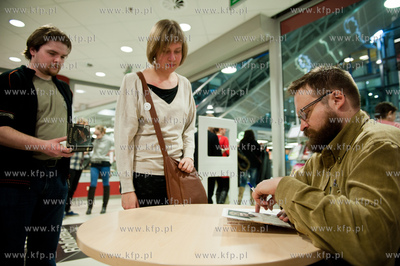 Otwarcie Biblioteki Manhattan w CH Manhattan.
Nz spotkanie...