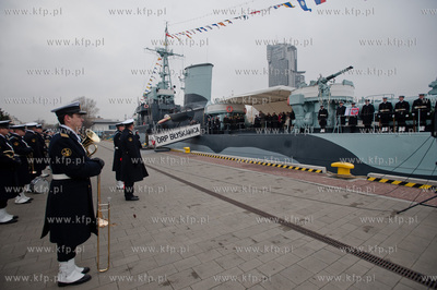 Gdynia. Nabrzeze Pomorskie. Uroczyste obchody 75-lecia...