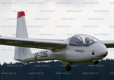 Pruszcz Gdanski, Aeroklub Gdanski Nz. SZD-50-3 Puchacz.
18.10.2008
Sebastian...