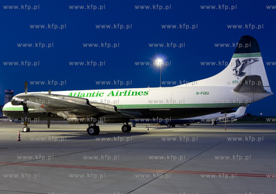 Gdansk, Rebiechowo. Nz. Lockheed L-188C Electra linii...