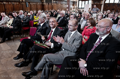 Gdansk. Dwor Artusa. Wreczenie nagrod w plebiscycie...