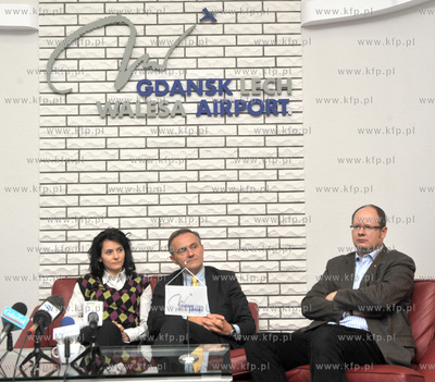 Oficjalne rozpoczecie budowy nowego terminalu, plyty...