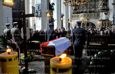 Gdansk. Kosciol sw. Mikolaja. Msza zalobna za posla...