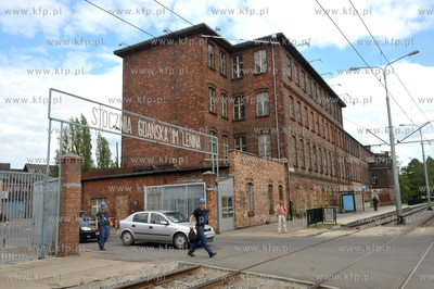 Jana z Kolna w Gdansku. Na bramie nr 3 prowadzacej...