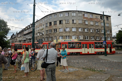 iBedekerowy spacer Ewy Kowalskiej po Nowym Porcie w...