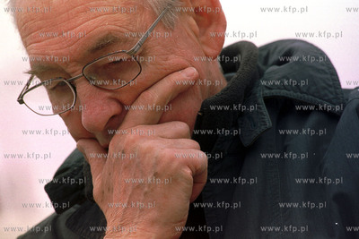 Andrzej Wajda 24.04.2001 fot. Lukasz Glowala / KFP