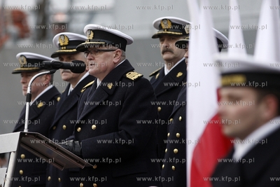 Port Wojenny w Gdyni Oksywie. Rozformowanie dowodztwa...