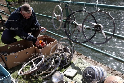 Gdańsk Oliwa. Kuźnia Wodna. Pchli Targ Techniki.
12.04.2015
fot....