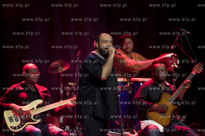 Siesta Festival. Koncert pochodzącego z Angoli Paulo...