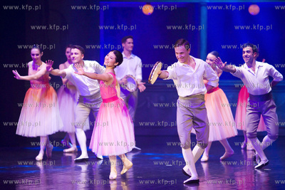 Włoska noc. Gala Sylwestrowo-noworoczna. Nz. balet.
31.12.2016
fot....