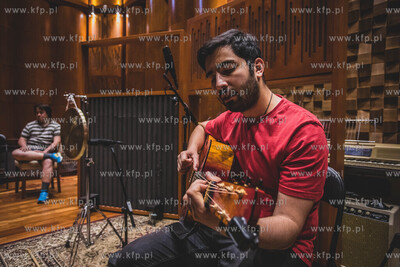 Zespół Remont Pomp wraz Mikołajem Trzaską i Adamem...