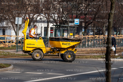 Remont nawierzchni al. Hallera w Gdańsku. 19.03.2026...