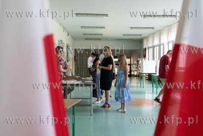 Magdalena Adamowicz głosowała dziś przed południem...