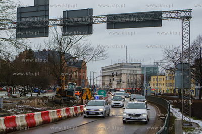 Prace związane z przebudową przejść dla pieszych...