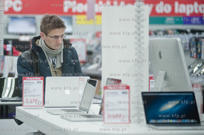 Gdynia. Konferencja prasowa z okazji otwarcia nowego...