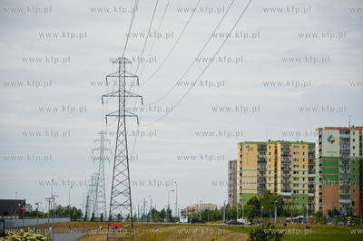 Gdansk. Chelm. Siec wyokiego napiecia. 13.06.2013 fot....