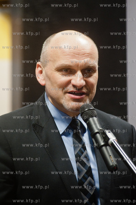 Hala Ergo Arena. Uroczystosc podpisania umowy pozyczki...