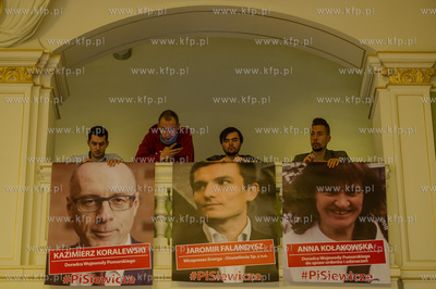 Gdańsk. Siedziba Rady Miasta. Akcja Stowarzyszenia...