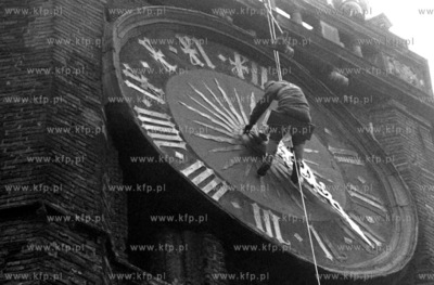 Michal Kochanczyk z Ekipy Akademickiego Klubu Alpinistycznego...