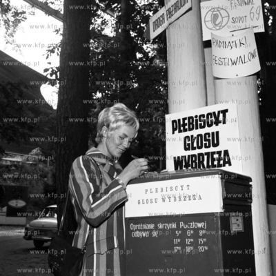 IX Miedzynarodowy Festiwal Piosenki w Sopocie. Glosowanie...