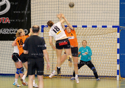 Rumia Mecz ekstraklasy w pilce recznej kobiet K.S....